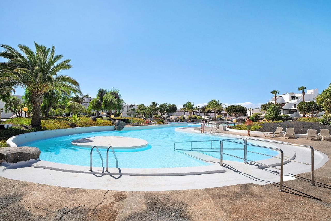 Isla And Ocean With Pool And Wifi Διαμέρισμα Costa Teguise Εξωτερικό φωτογραφία
